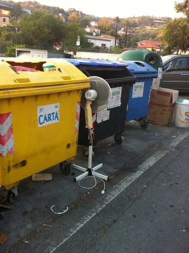 Sanremo: lettore dopo una passeggiata di ieri &quot;Ho contato 13 ratti in 700 metri vicino ai cassonetti&quot;