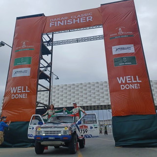 Il dianese Luciano Carcheri ha completato la grande avventura della Dakar: ottavo in gruppo H3 sulla Nissan Terrano 1