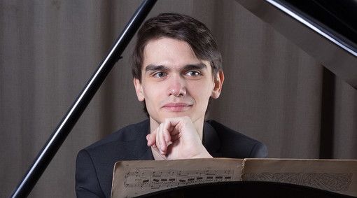 Concerto del pianista Dmitry Mayboroda al Teatro del Casinò di Sanremo