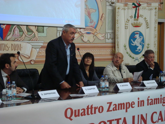 Diano Marina: incontro sul randagismo, Chiappori: "Ci vuole una maggiore sensibilità" Diano Marina: incontro sul randagismo, Chiappori: "Ci vuole una maggiore sensibilità"