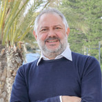 Incontro in piazza con Obiettivo Bordighera, il candidato sindaco Davide Sattanino: "Il contatto umano è un valore da difendere"