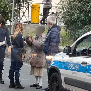 Sanremo: dà in escandescenze perchè le viene rifiutato l'uso di un bagno, dal locale "Il green pass non c'entra nulla" Sanremo: dà in escandescenze perchè le viene rifiutato l'uso di un bagno, dal locale "Il green pass non c'entra nulla"