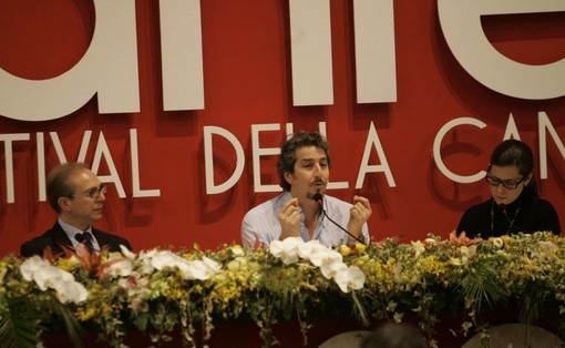Festival 2010: Daniel Ezlarow si presenta alla stampa