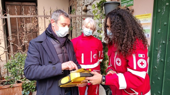 Sanremo: 'Progetto vita' chiude, i defibrillatori della città passano sotto il controllo della Croce Rossa (Video)