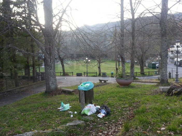 Dopo la Pasquetta anche il giorno successivo al Rally 'regala' una San Romolo in stato di degrado