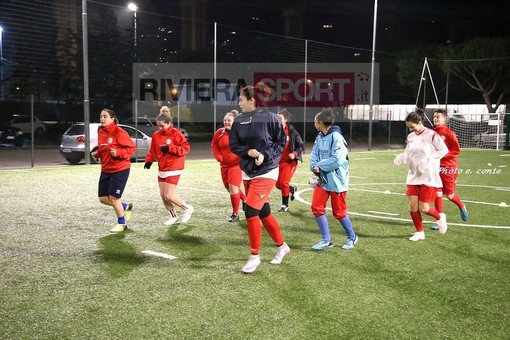 Elisa Cerato, attaccante del Don Bosco Valle Intemelia, tra le protagoniste della sfida di calcio a 5 contro il Priamar