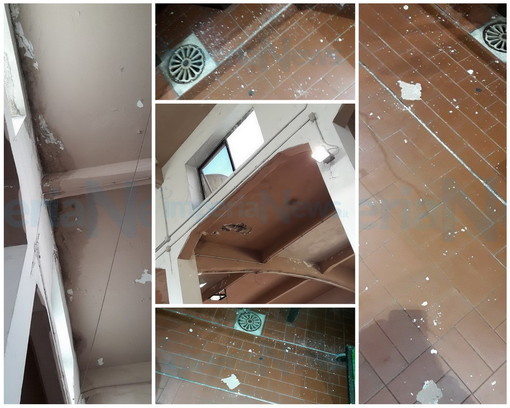 Imperia: degrado al mercato di Oneglia, i commercianti "Piove dentro, ci sono pozze d'acqua e cadono calcinacci sui banchi" (Foto e Video)