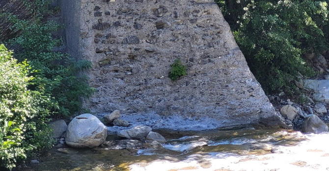 La vecchia diga di Badalucco La vecchia diga di Badalucco