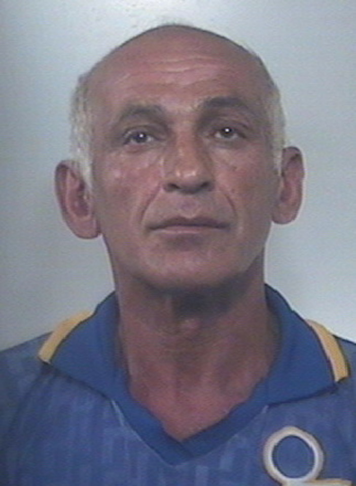 Ventimiglia: nel 2011 aveva rubato alcune forme di parmigiano, arrestato dai Carabinieri Ventimiglia: nel 2011 aveva rubato alcune forme di parmigiano, arrestato dai Carabinieri