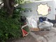 Sanremo: rimangono degrado e rifiuti in strada Borgo Tinasso. La seconda segnalazione di un residente (Foto) Sanremo: rimangono degrado e rifiuti in strada Borgo Tinasso. La seconda segnalazione di un residente (Foto)