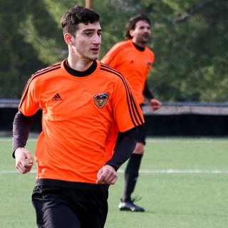 Damiano Fraticelli, qua con la maglia dell'Ospedaletti nella scorsa stagione, pronto al debutto con il Ventimiglia Damiano Fraticelli, qua con la maglia dell'Ospedaletti nella scorsa stagione, pronto al debutto con il Ventimiglia