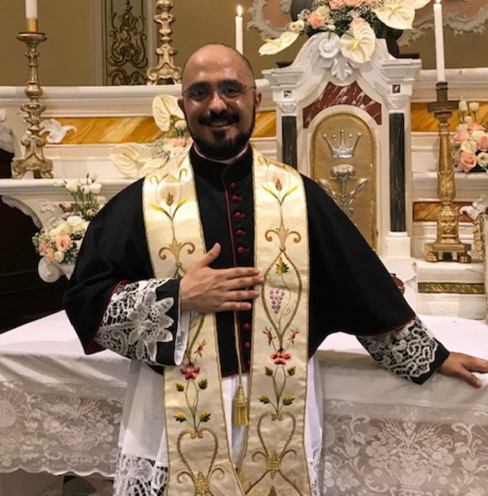 Diano Borganzo: don Silvano Dematteis celebra festa dei Santi Cosma e Damiano Martiri e lascia la parrocchia Diano Borganzo: don Silvano Dematteis celebra festa dei Santi Cosma e Damiano Martiri e lascia la parrocchia