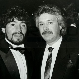 Diego Armando Maradona a Sanremo negli anni '80: eccolo al 'Festival dello Sport' con Roberto Pecchinino