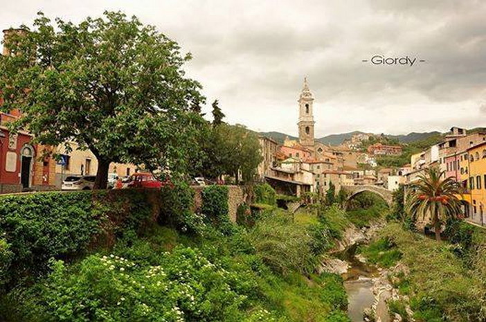 Dolcedo: al via la 10ª edizione della rassegna “Per le vie del Borgo” Dolcedo: al via la 10ª edizione della rassegna “Per le vie del Borgo”