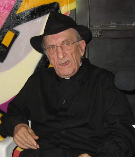 Oggi si celebrano i funerali di Don Andrea Gallo, Sanremonews e tutta la redazione si uniscono al dolore della comunità e della città