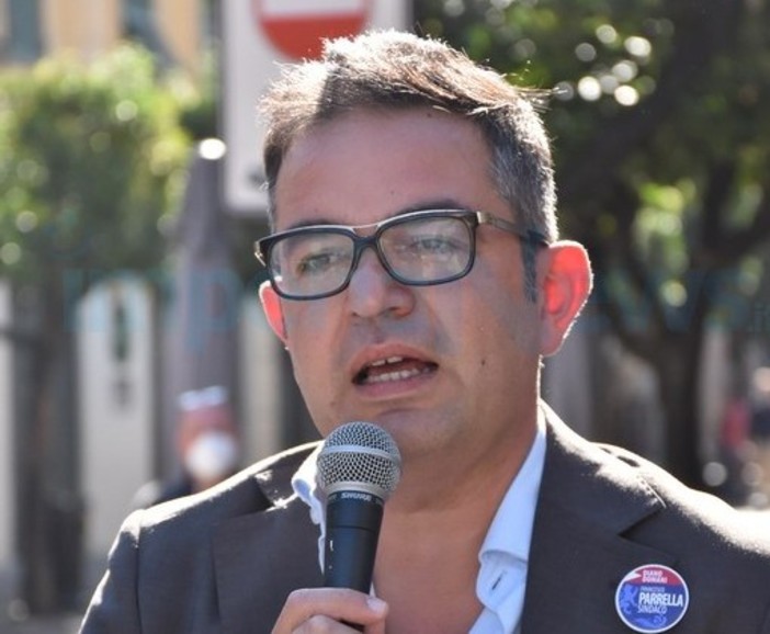 Il Consigliere comunale di Diano Marina Francesco Parrella Dirigente del 2° Settore ad Alassio Il Consigliere comunale di Diano Marina Francesco Parrella Dirigente del 2° Settore ad Alassio