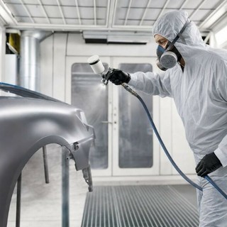 Dalla preparazione all’essiccazione, il ruolo delle cabine nel ciclo professionale di verniciatura Dalla preparazione all’essiccazione, il ruolo delle cabine nel ciclo professionale di verniciatura