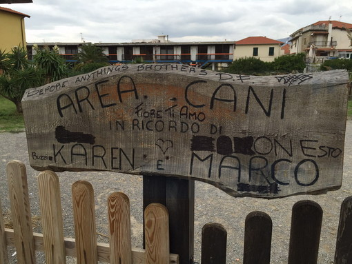 Ventimiglia: area cani in pessime condizioni, sabato prossimo la pulizia del gruppo Facebook '4 Zampe'