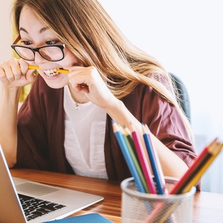 Diploma online e intelligenza artificiale: quando la tecnologia diventa davvero uno strumento didattico Diploma online e intelligenza artificiale: quando la tecnologia diventa davvero uno strumento didattico