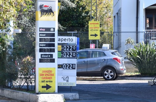 Benzinai, sospeso il secondo giorno di sciopero Benzinai, sospeso il secondo giorno di sciopero