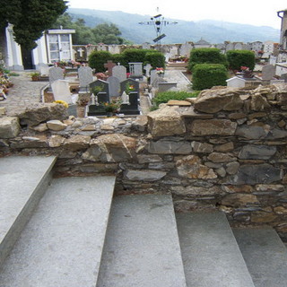 Pietrabruna: la minoranza consiliare segnala (con tanto di foto) una serie di situazioni di degrado