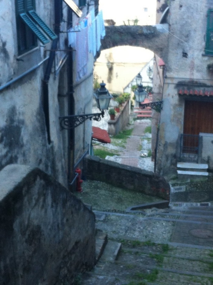 Sanremo: una nostra lettrice denuncia (con una serie di foto) il degrado nel centro storico