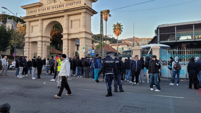Tifosi violenti: due Daspo dalla Questura per incontri a Sanremo: colpito un tifoso savonese per due anni e uno matuziano per un anno Tifosi violenti: due Daspo dalla Questura per incontri a Sanremo: colpito un tifoso savonese per due anni e uno matuziano per un anno
