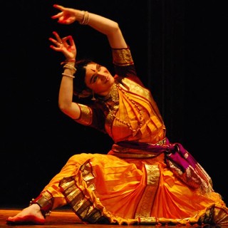 Sanremo: danza classica indiana nel forte di Santa Tecla per i cinquant'anni di ASSEFA