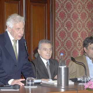 Sanremo: martedì letterari, successo per l'incontro con Domenico Vecchioni