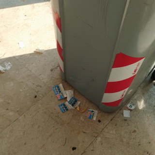 Sanremo: degrado alla stazione dei bus in piazza Colombo, la denuncia dell'Udc (Foto)