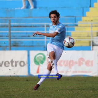 Daniele Molino in azione con la maglia della Sanremese