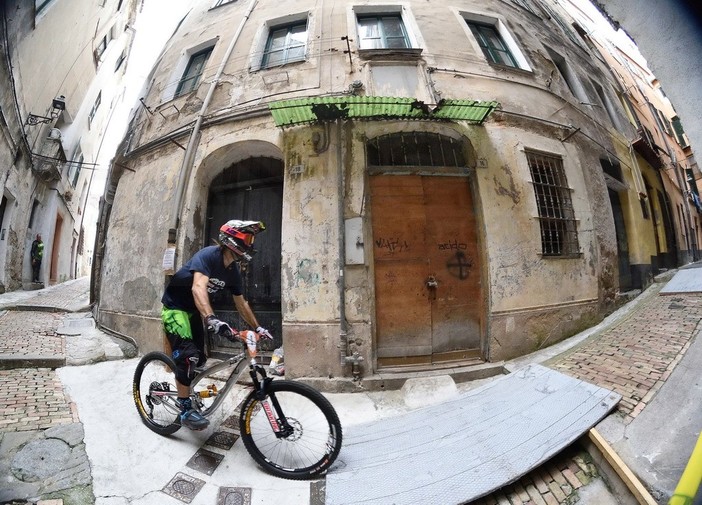 Sanremo: è iniziato lo spettacolo della 'Urban Downhill', ecco le foto delle prove di oggi
