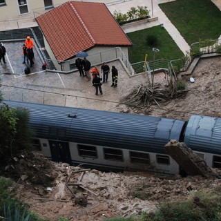 Deragliamento del treno tra Bordighera ed Ospedaletti, nella zona un 'replay' del 2001 Deragliamento del treno tra Bordighera ed Ospedaletti, nella zona un 'replay' del 2001