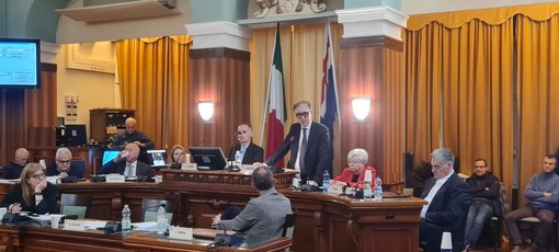 Sanremo: in Consiglio il discorso di congedo del Sindaco "Il 10 gennaio ripartono i lavori del palazzetto"