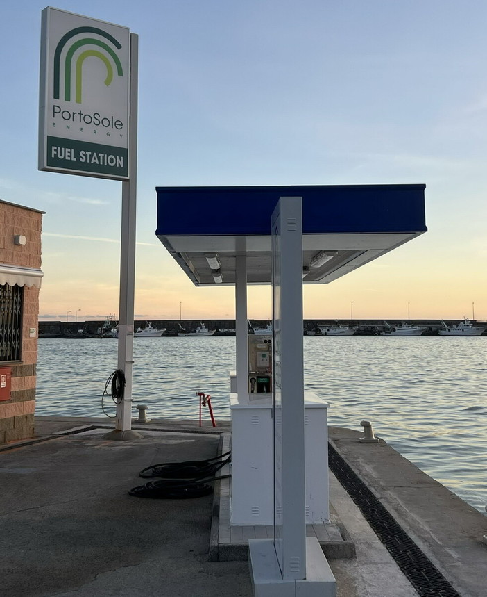 Riapre il distributore di Portosole: nasce Portosole Energy, nuova gestione e servizi al top per i diportisti Riapre il distributore di Portosole: nasce Portosole Energy, nuova gestione e servizi al top per i diportisti