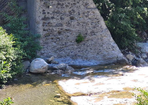 La vecchia diga di Badalucco La vecchia diga di Badalucco