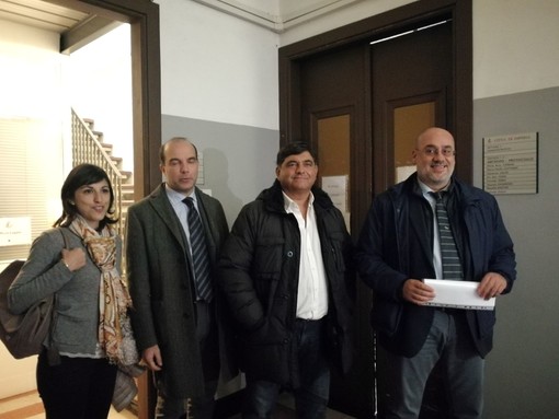 Gli Assessori all'uscita dalla sede del PD Gli Assessori all'uscita dalla sede del PD