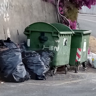 Ventimiglia: degrado in via alle ville, Giacovelli (UIL) "Gli operatori ecologici non hanno responsabilità"