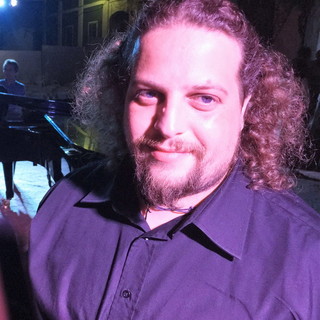 San Bartolomeo al Mare: è andato al sassofonista Domenico Luciano il premio Rovere d'Oro 2016 San Bartolomeo al Mare: è andato al sassofonista Domenico Luciano il premio Rovere d'Oro 2016