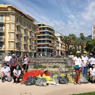 Domenica i Deplasticati tornano in azione a Sanremo per la pulizia di Pian di Nave
