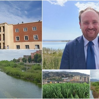 Ventimiglia, tavolo tecnico sul fiume Roya. Di Muro: "Raddrizzeremo la foce e faremo pulizia ogni anno" Ventimiglia, tavolo tecnico sul fiume Roya. Di Muro: "Raddrizzeremo la foce e faremo pulizia ogni anno"