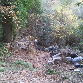 Ventimiglia: un lettore denuncia una situazione di degrado sulla strada verso Sealza