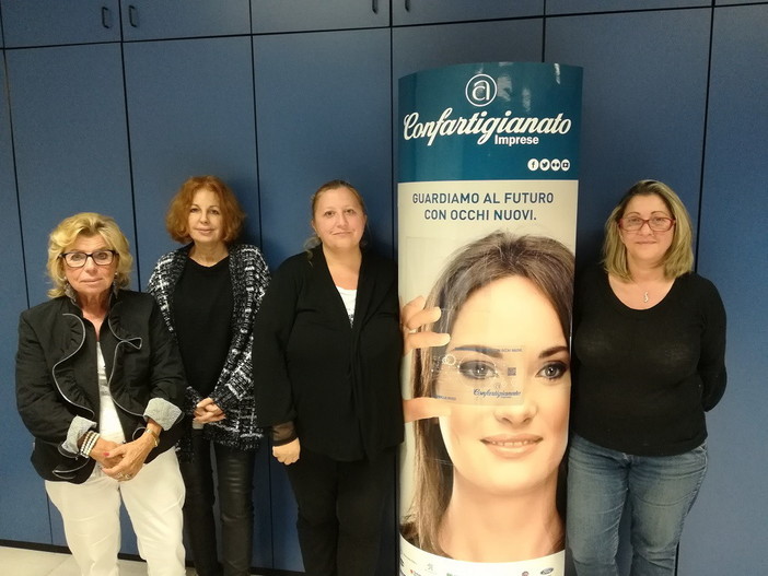 Rinnovato il direttivo della categoria estetiste della Confartigianato della provincia di Imperia Rinnovato il direttivo della categoria estetiste della Confartigianato della provincia di Imperia