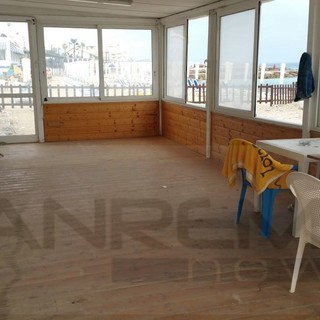 Il degrado della spiaggia Foce Ponente