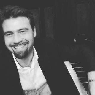 Taggia: questa sera nell'anfiteatro del Castello, il 'Concerto di Mezzanotte' con Dennis Ippolito Taggia: questa sera nell'anfiteatro del Castello, il 'Concerto di Mezzanotte' con Dennis Ippolito