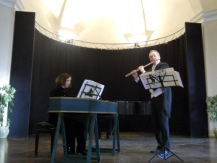 Sanremo: domani pomeriggio il Concerto di Natale del 'Duo Musikè' al Museo Civico Sanremo: domani pomeriggio il Concerto di Natale del 'Duo Musikè' al Museo Civico