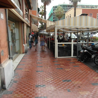 Ventimiglia: caso della rimozione dei dehor, Merlenghi "La burocrazia non si rende conto!" Ventimiglia: caso della rimozione dei dehor, Merlenghi "La burocrazia non si rende conto!"