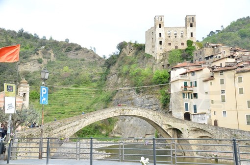 Dolceacqua: proseguono le serate del Centro Culturale, questa sera concerto dei 'Solisti di Seborga'