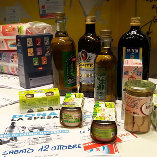 Raccolta solidale di Coop Liguria: donate 34 tonnellate di alimenti, 1,5 da Imperia e Ventimiglia Raccolta solidale di Coop Liguria: donate 34 tonnellate di alimenti, 1,5 da Imperia e Ventimiglia