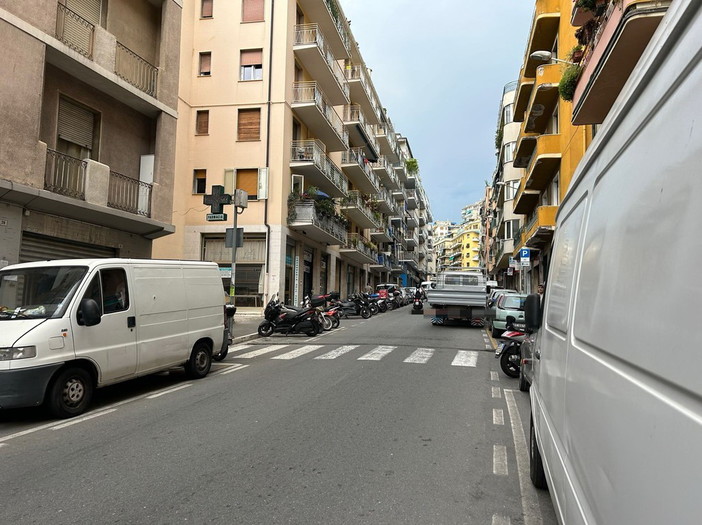 Sanremo: sopralluogo dell'Amministrazione in via Martiri per attraversamenti pedonali rialzati e illuminazione